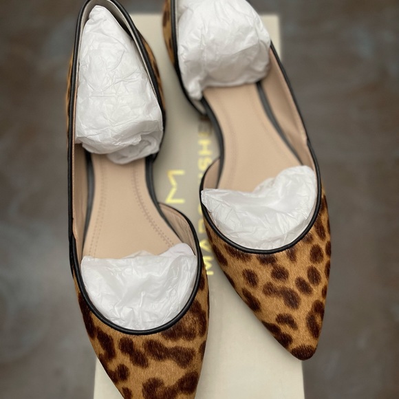 Leopard Flat Shoes - Picture 2 of 5